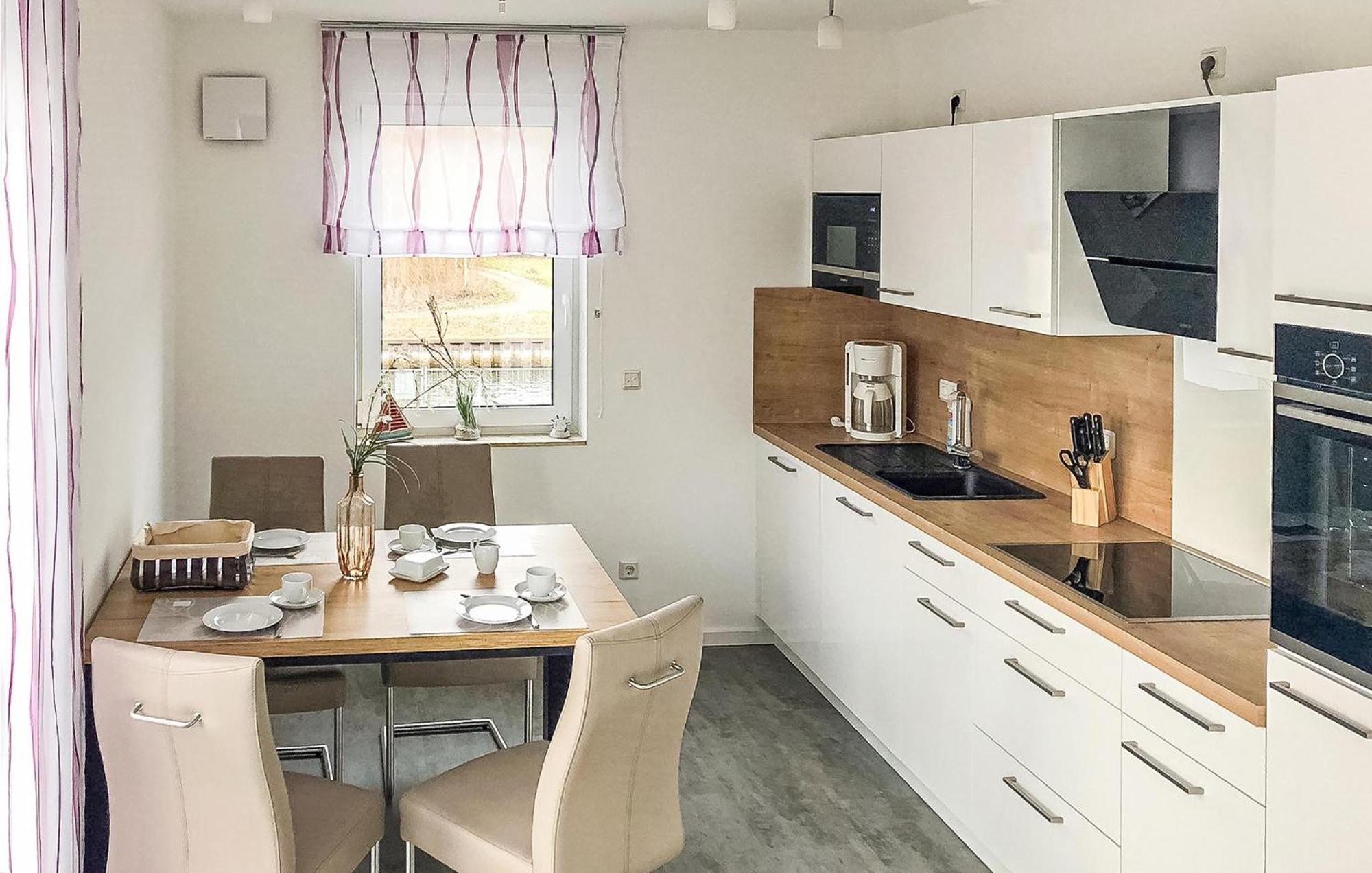 2 Bedroom Cozy Apartment In Rechlin Exterior photo
